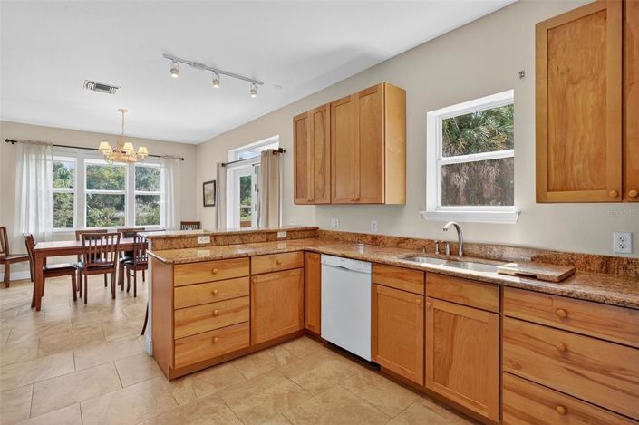 Image No.9-3 Bed Property for sale