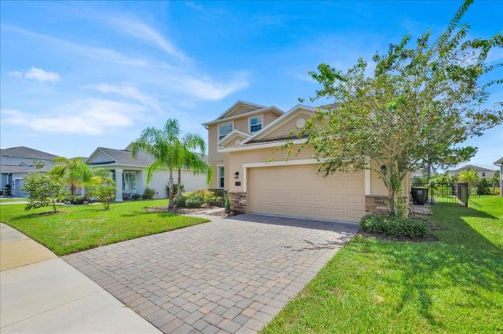 Image No.2-4 Bed Property for sale