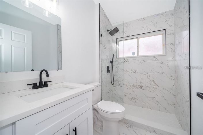 Image No.11-3 Bed Property for sale