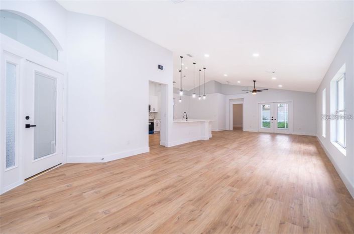 Image No.4-3 Bed Property for sale