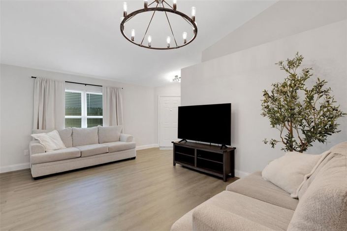 Image No.7-Propriété de 3 chambres à vendre à Davenport