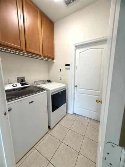 Image No.17-4 Bed Property for sale