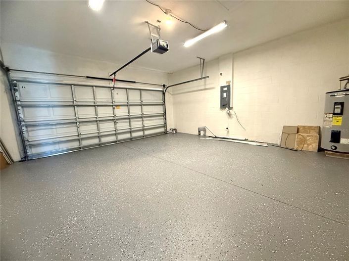 Image No.27-4 Bed Property for sale