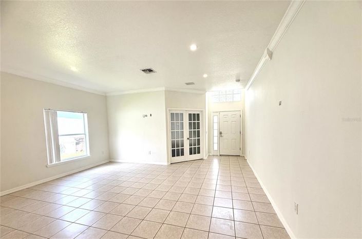 Image No.4-4 Bed Property for sale