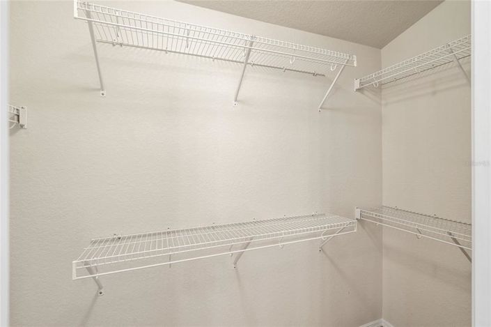 Image No.27-3 Bed Property for sale