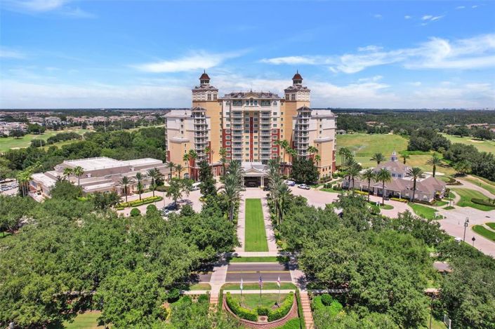 Image No.72-6 Bed Property for sale