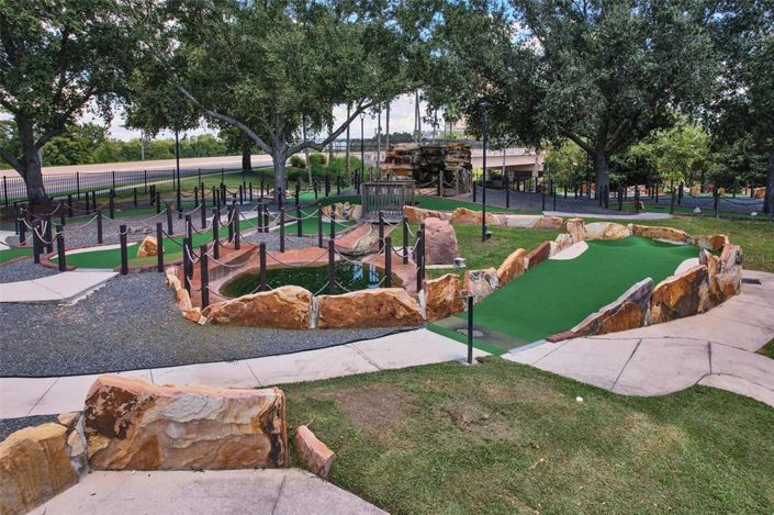 Image No.91-6 Bed Property for sale