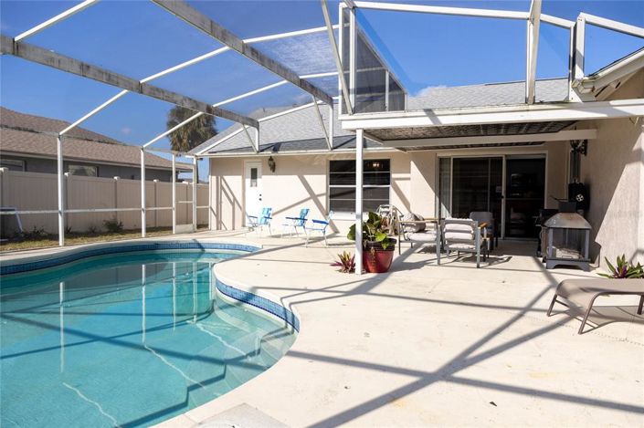 Image No.28-4 Bed Property for sale