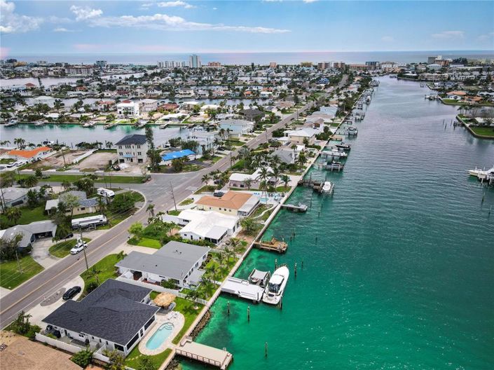 Image No.13-4 Bed Property for sale