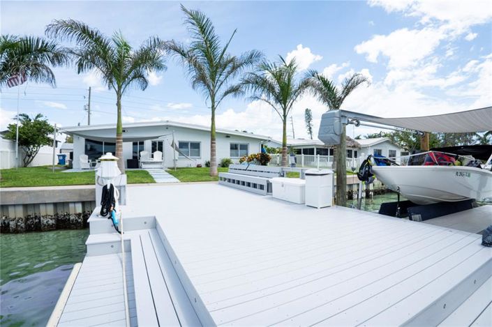 Image No.26-4 Bed Property for sale