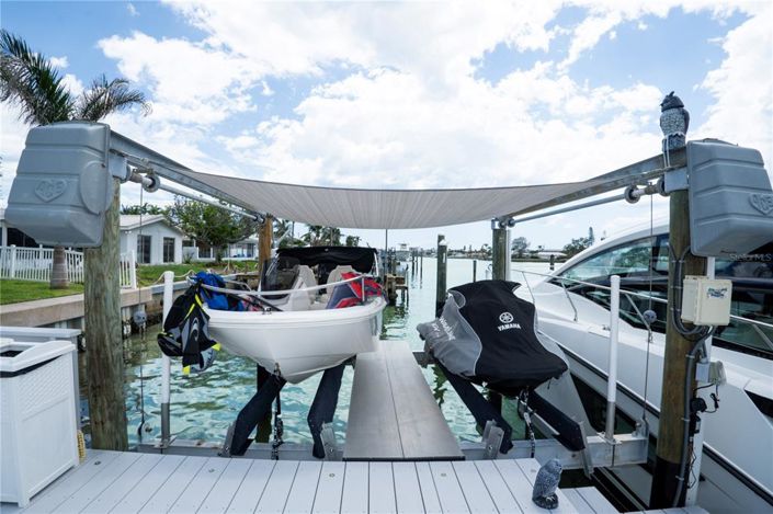 Image No.28-4 Bed Property for sale