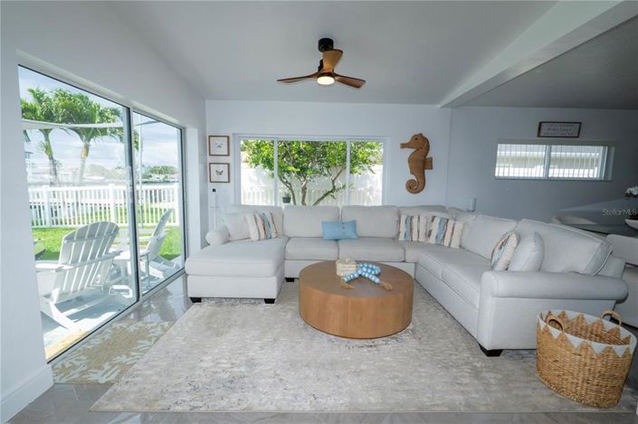 Image No.31-4 Bed Property for sale