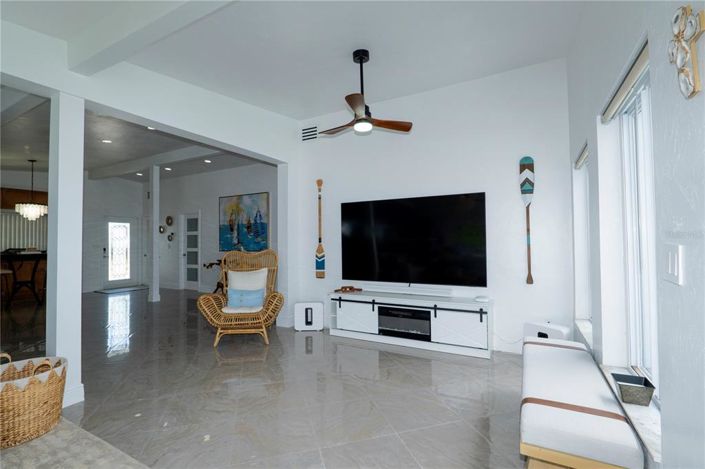 Image No.33-4 Bed Property for sale