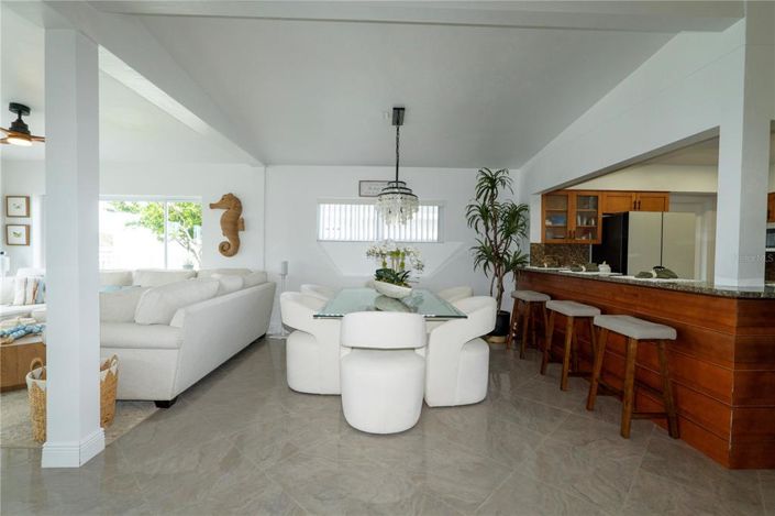 Image No.36-4 Bed Property for sale