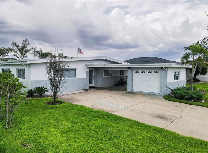 Image No.4-4 Bed Property for sale