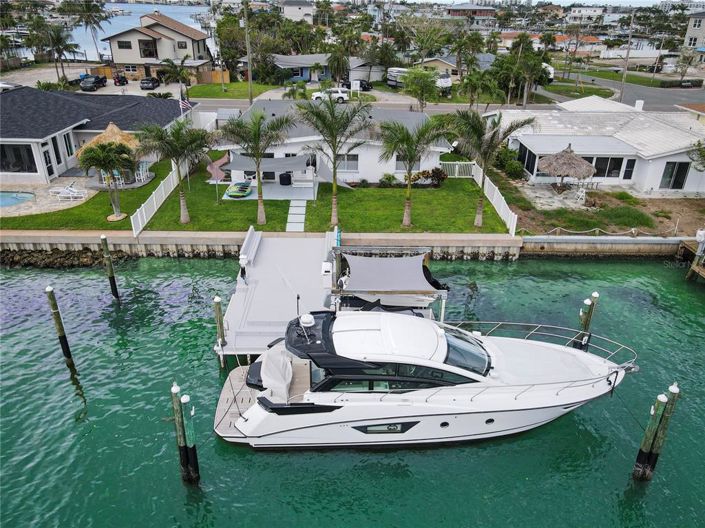 Image No.9-4 Bed Property for sale