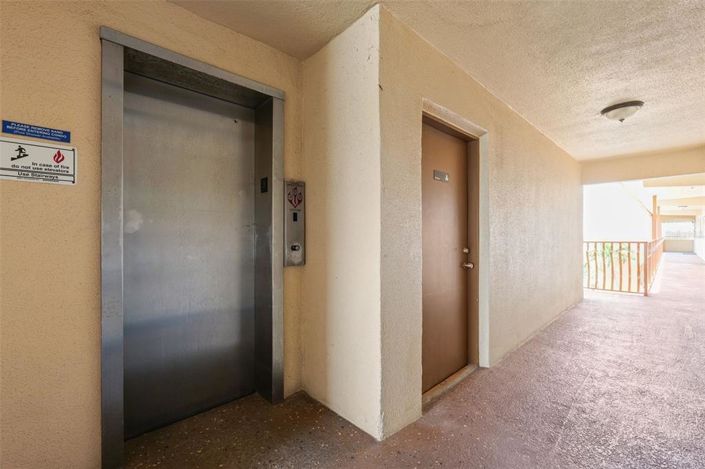 Image No.28-Propriété de 2 chambres à vendre à Floride