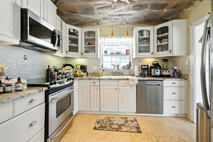 Image No.11-2 Bed Property for sale