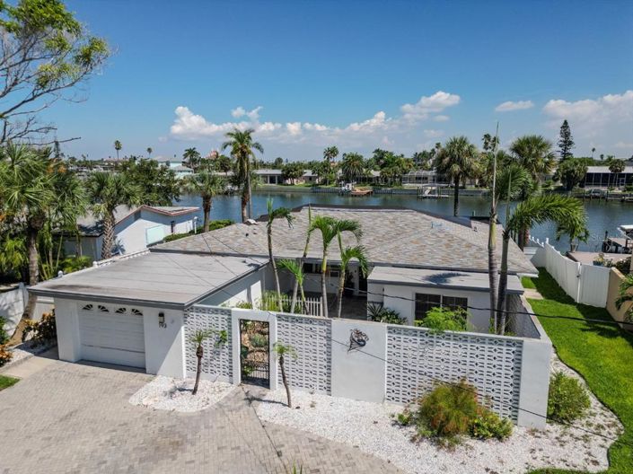 Image No.33-2 Bed Property for sale