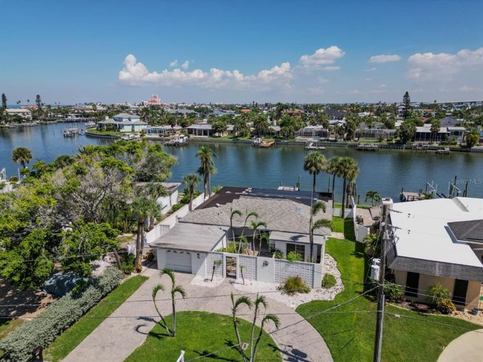 Image No.35-2 Bed Property for sale