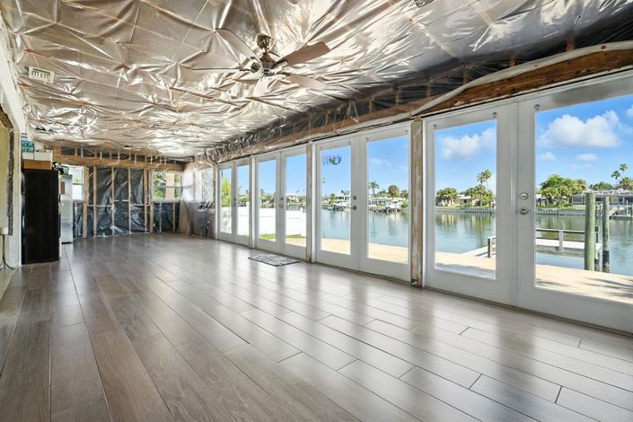 Image No.4-2 Bed Property for sale