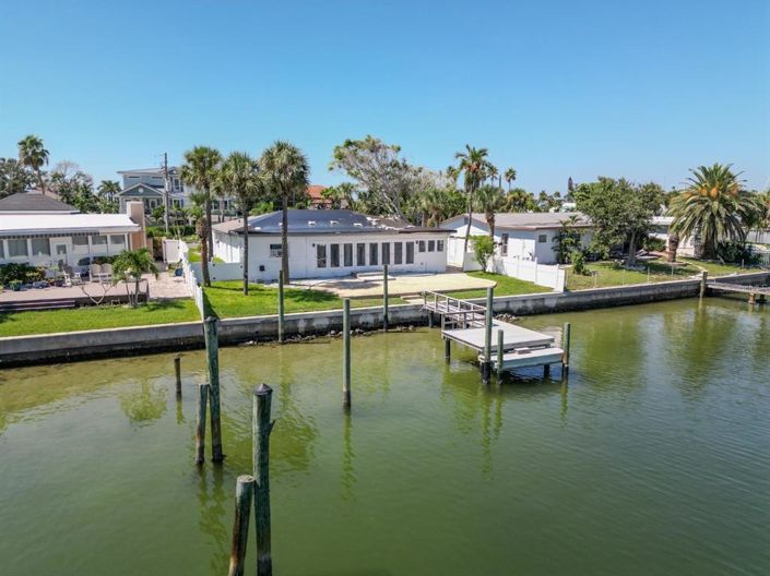 Image No.45-2 Bed Property for sale