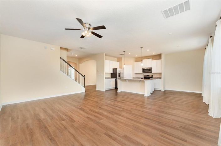 Image No.4-4 Bed Property for sale