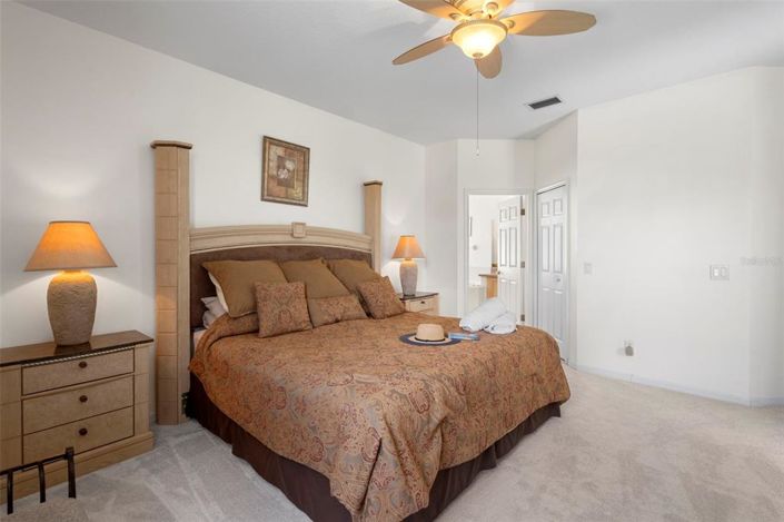 Image No.23-4 Bed Property for sale