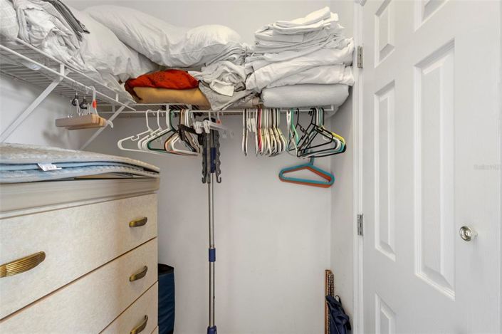 Image No.27-4 Bed Property for sale