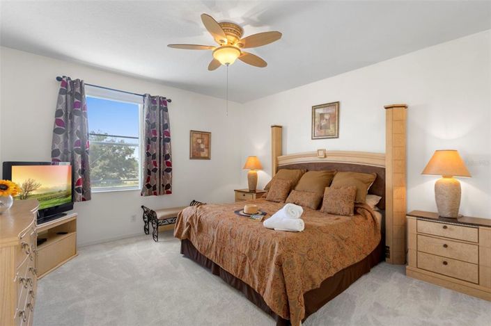 Image No.3-4 Bed Property for sale