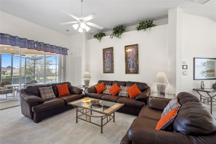 Image No.4-4 Bed Property for sale