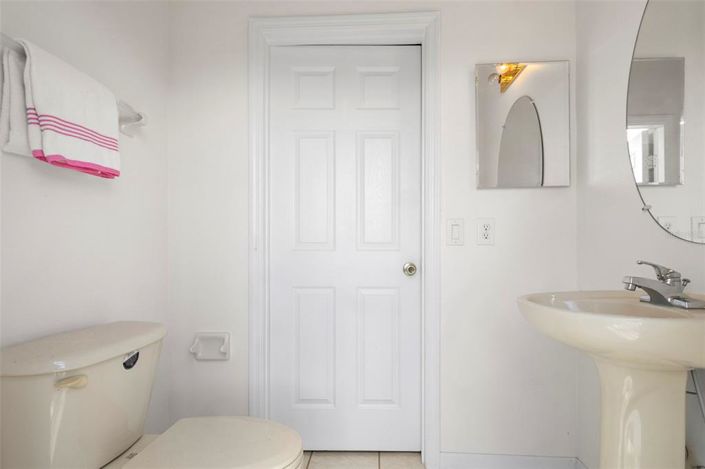 Image No.41-4 Bed Property for sale