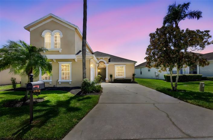 Image No.49-4 Bed Property for sale