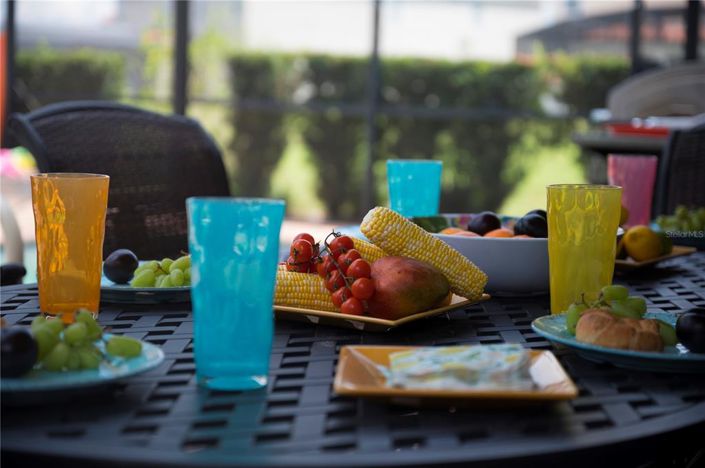 Image No.27-5 Bed Property for sale