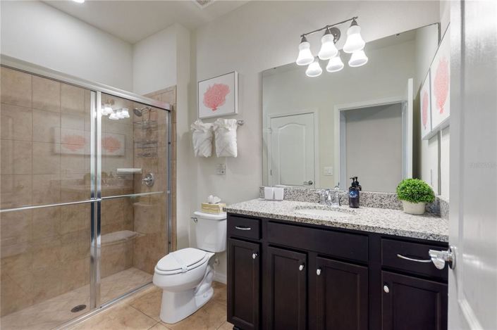 Image No.33-5 Bed Property for sale