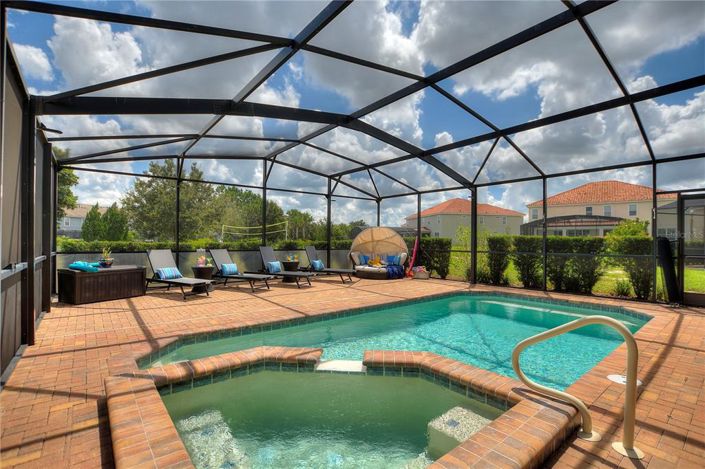 Image No.5-5 Bed Property for sale