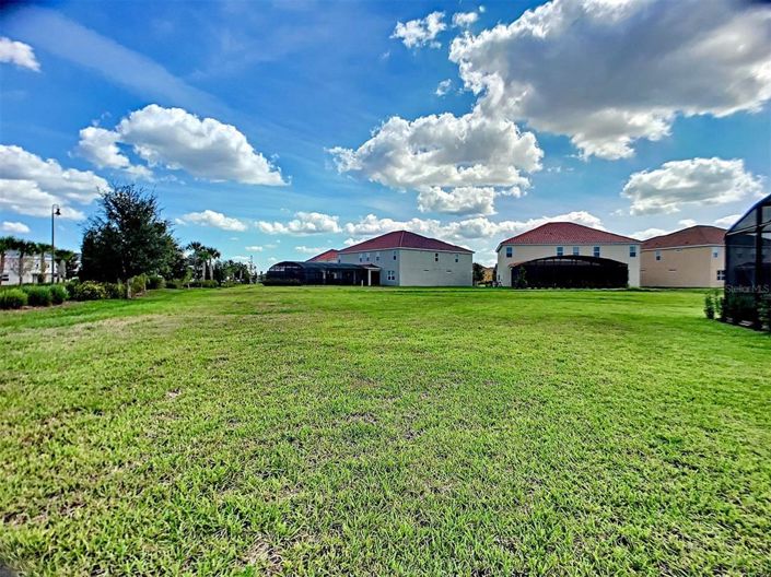 Image No.55-5 Bed Property for sale