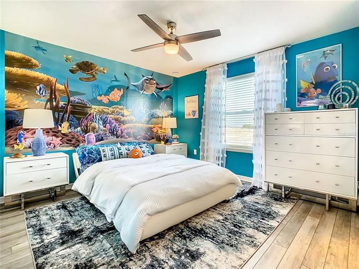 Image No.22-8 Bed Property for sale