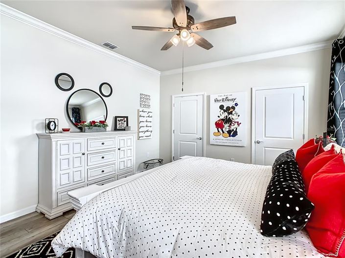 Image No.41-8 Bed Property for sale