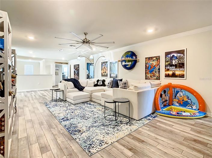 Image No.49-8 Bed Property for sale