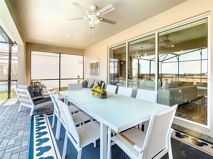 Image No.53-8 Bed Property for sale