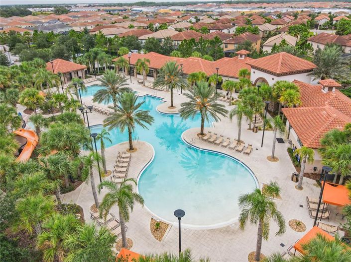 Image No.45-5 Bed Property for sale