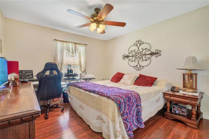 Image No.14-3 Bed Property for sale