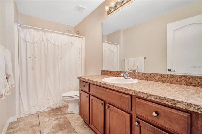 Image No.15-3 Bed Property for sale