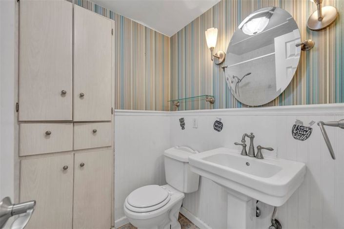 Image No.15-4 Bed Property for sale