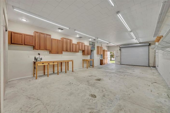 Image No.32-4 Bed Property for sale