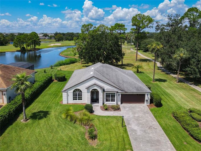 Image No.4-4 Bed Property for sale