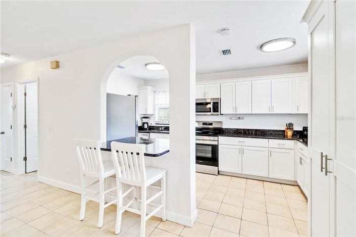 Image No.14-2 Bed Property for sale