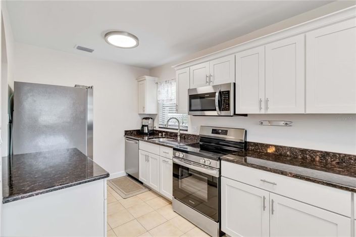 Image No.17-2 Bed Property for sale