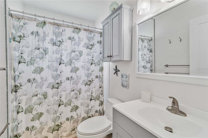 Image No.26-2 Bed Property for sale